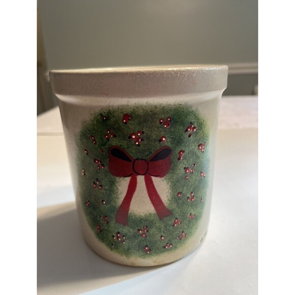 Ransbottom Pottery Crock Christmas Wreath - Picture 2 of 14